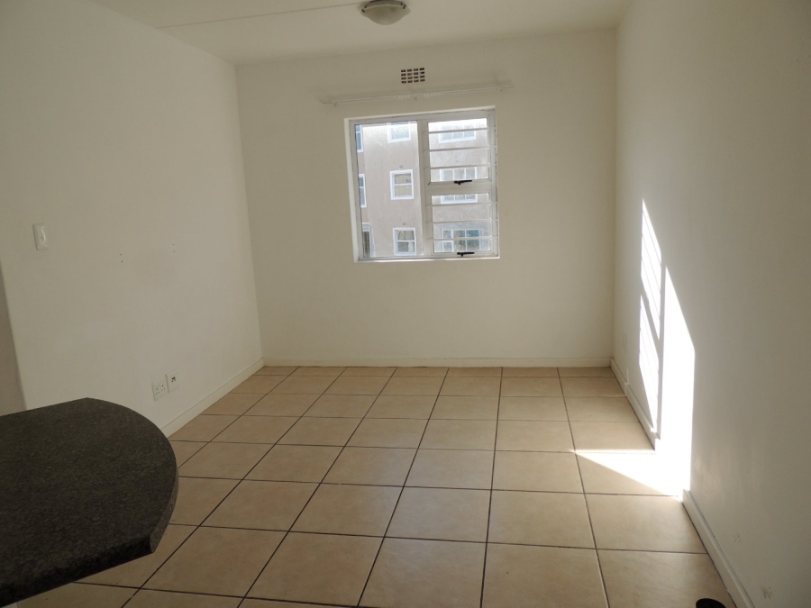 To Let 2 Bedroom Property for Rent in Stellendale Western Cape